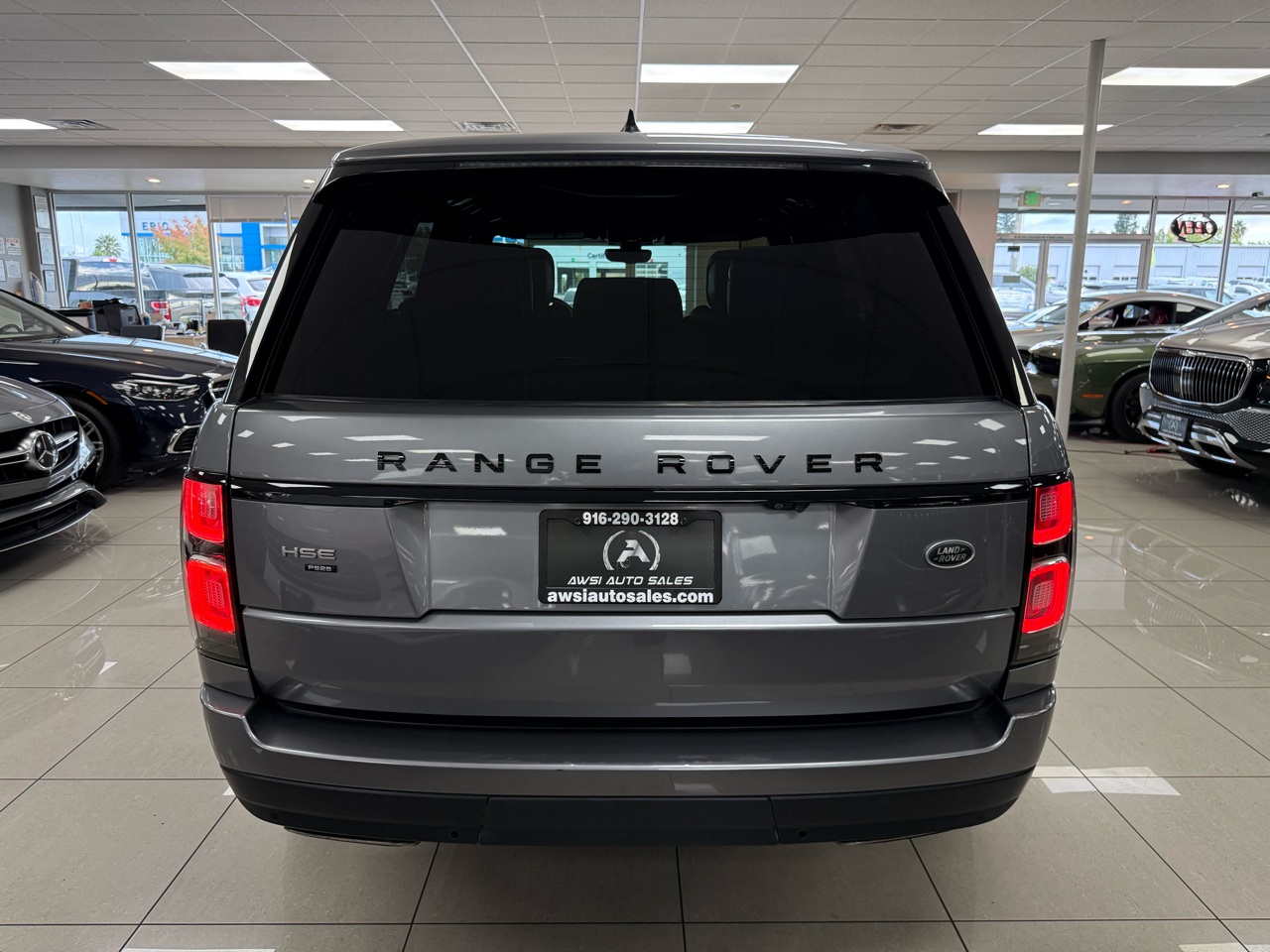 2020 Land Rover Range Rover P525 HSE photo 5