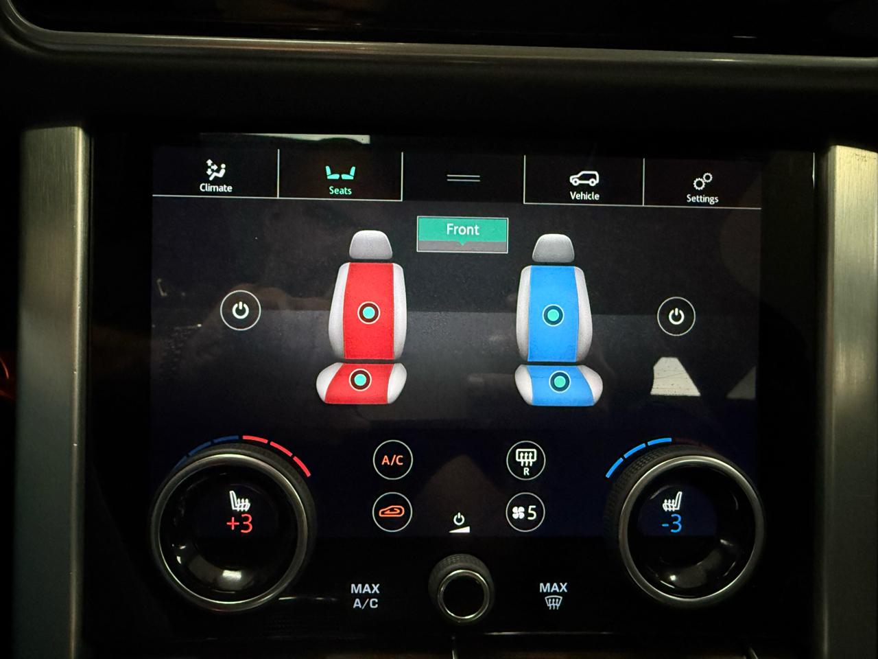 2020 Land Rover Range Rover P525 HSE photo 18