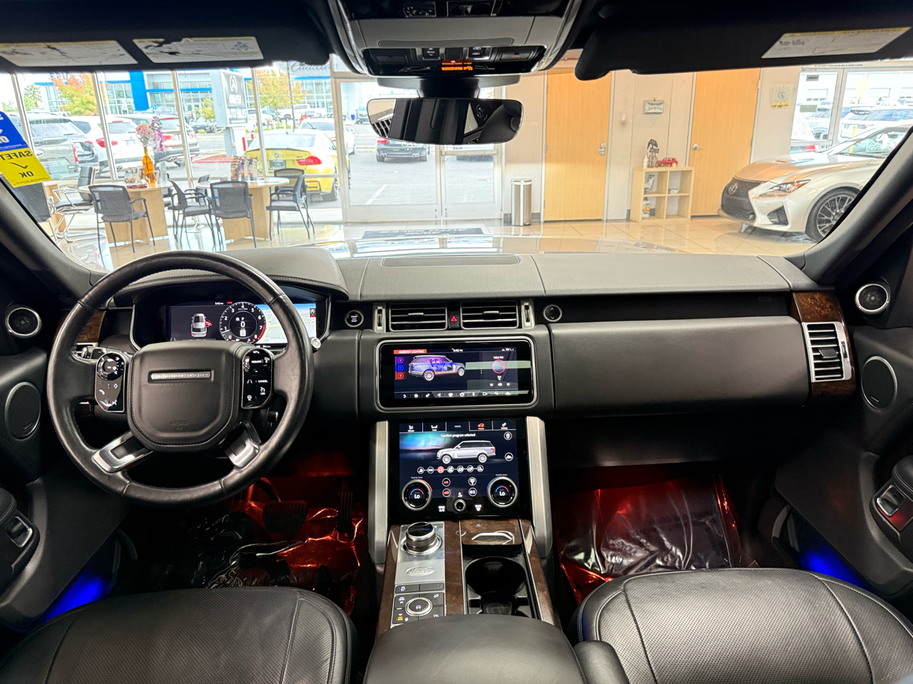 2020 Land Rover Range Rover P525 HSE photo 9