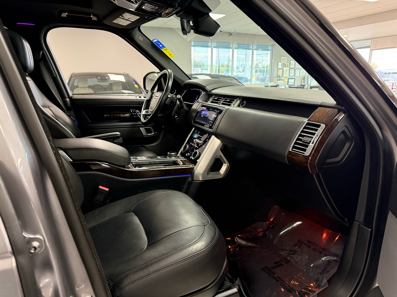 2020 Land Rover Range Rover P525 HSE photo 23