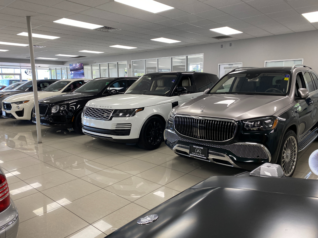 2020 Land Rover Range Rover P525 HSE photo 47