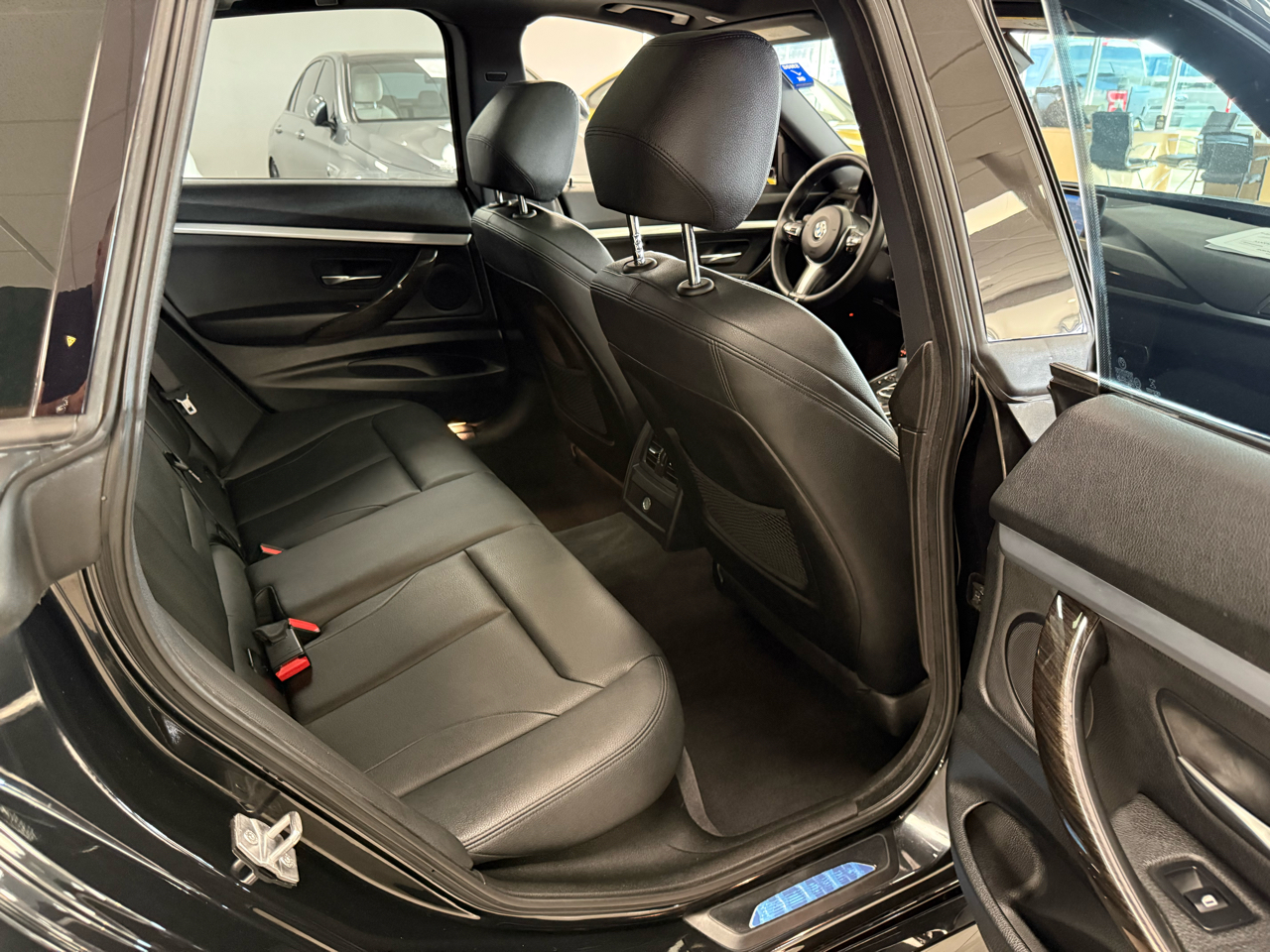 BMW 3-Series Gran Turismo 328i xDrive SULEV 2015 BMW 3-Series Gran Turismo 328i xDrive SULEV 2015