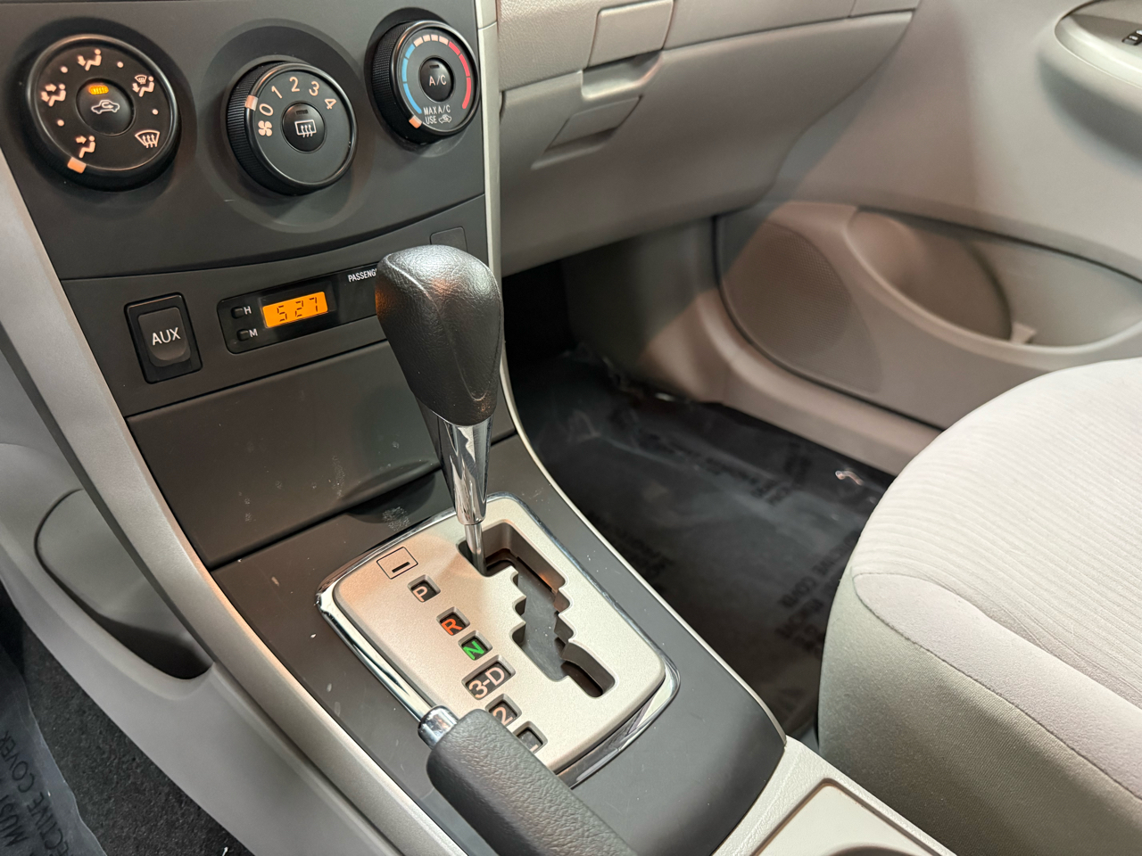 Toyota Corolla LE 2010 Toyota Corolla LE 2010