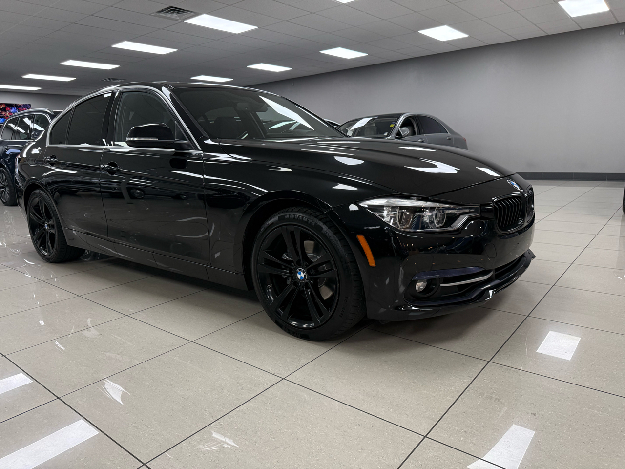 2018 BMW 3-Series 330i SULEV Sedan