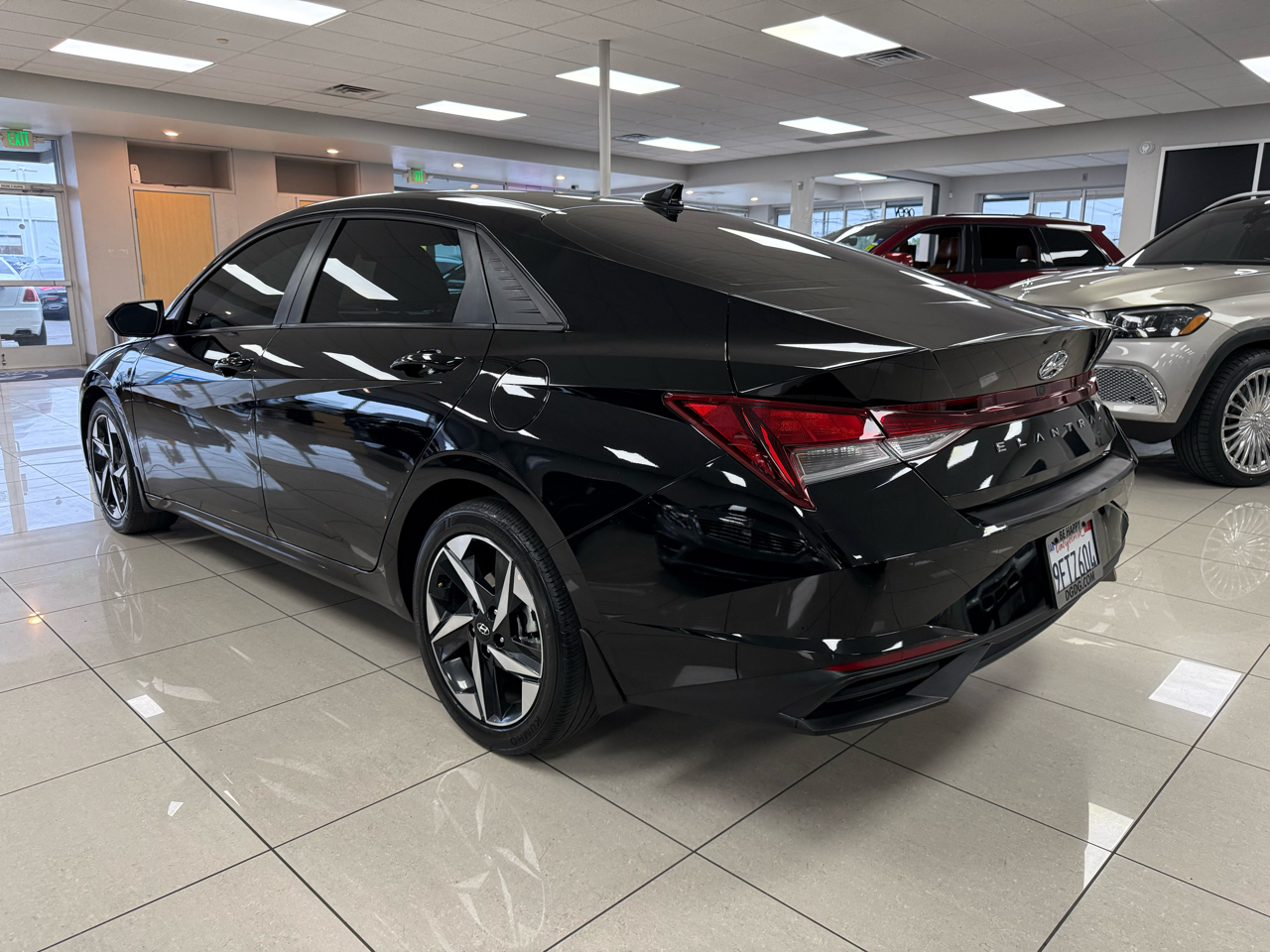 Hyundai Elantra SEL 2023