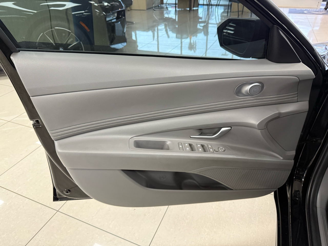 Hyundai Elantra SEL 2023