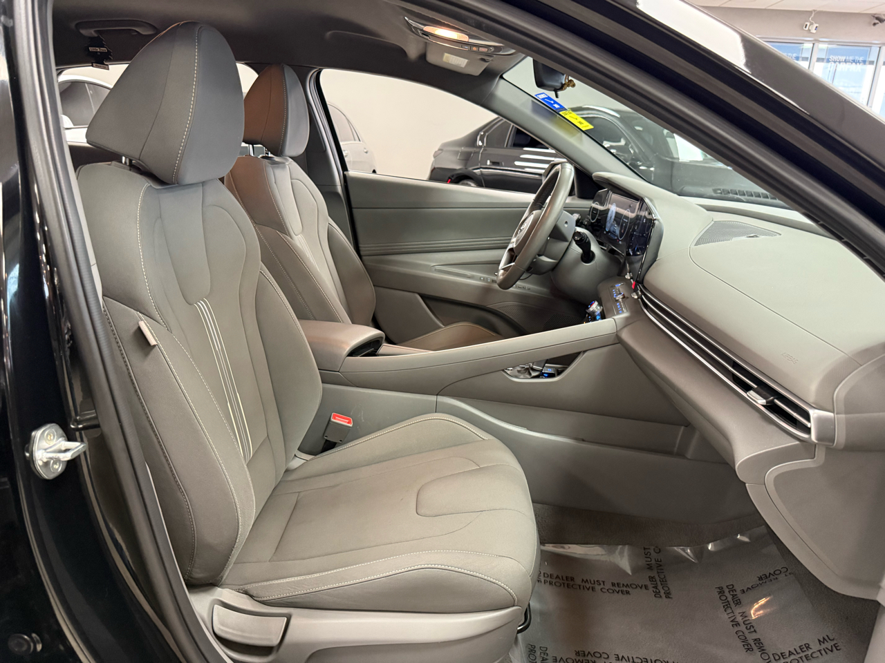 Hyundai Elantra SEL 2023