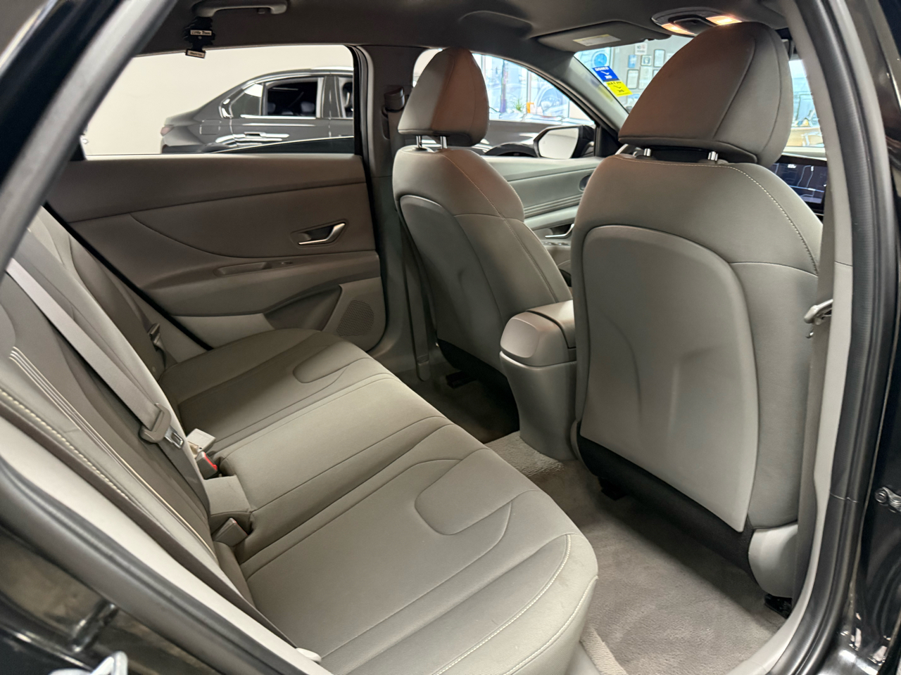 Hyundai Elantra SEL 2023