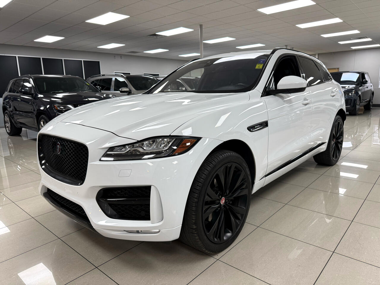 Jaguar F-Pace 25t R-Sport 2019