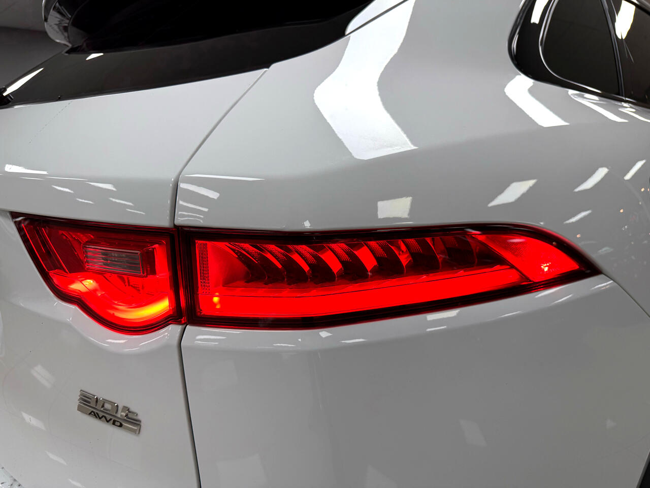 Jaguar F-Pace 25t R-Sport 2019