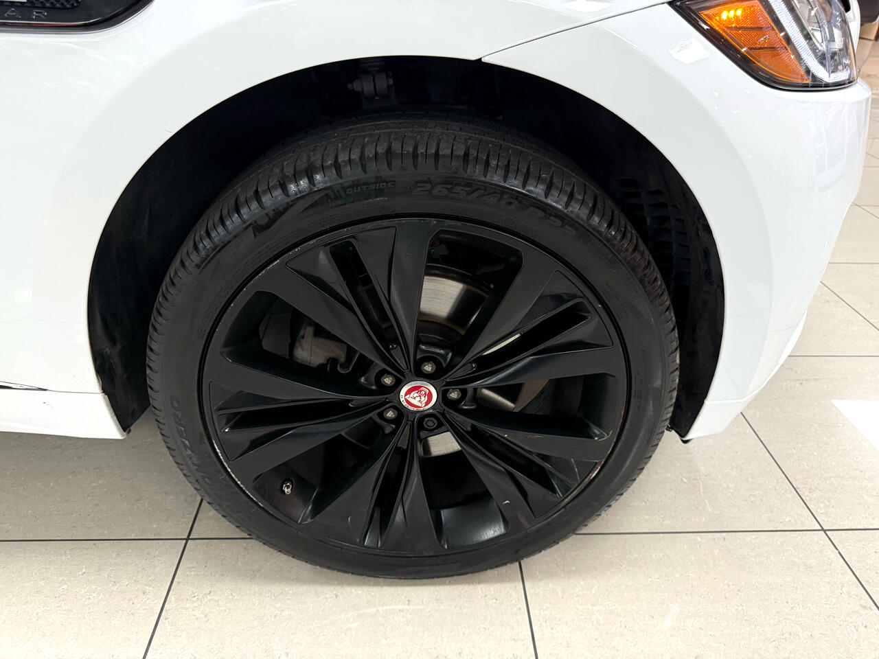 Jaguar F-Pace 25t R-Sport 2019