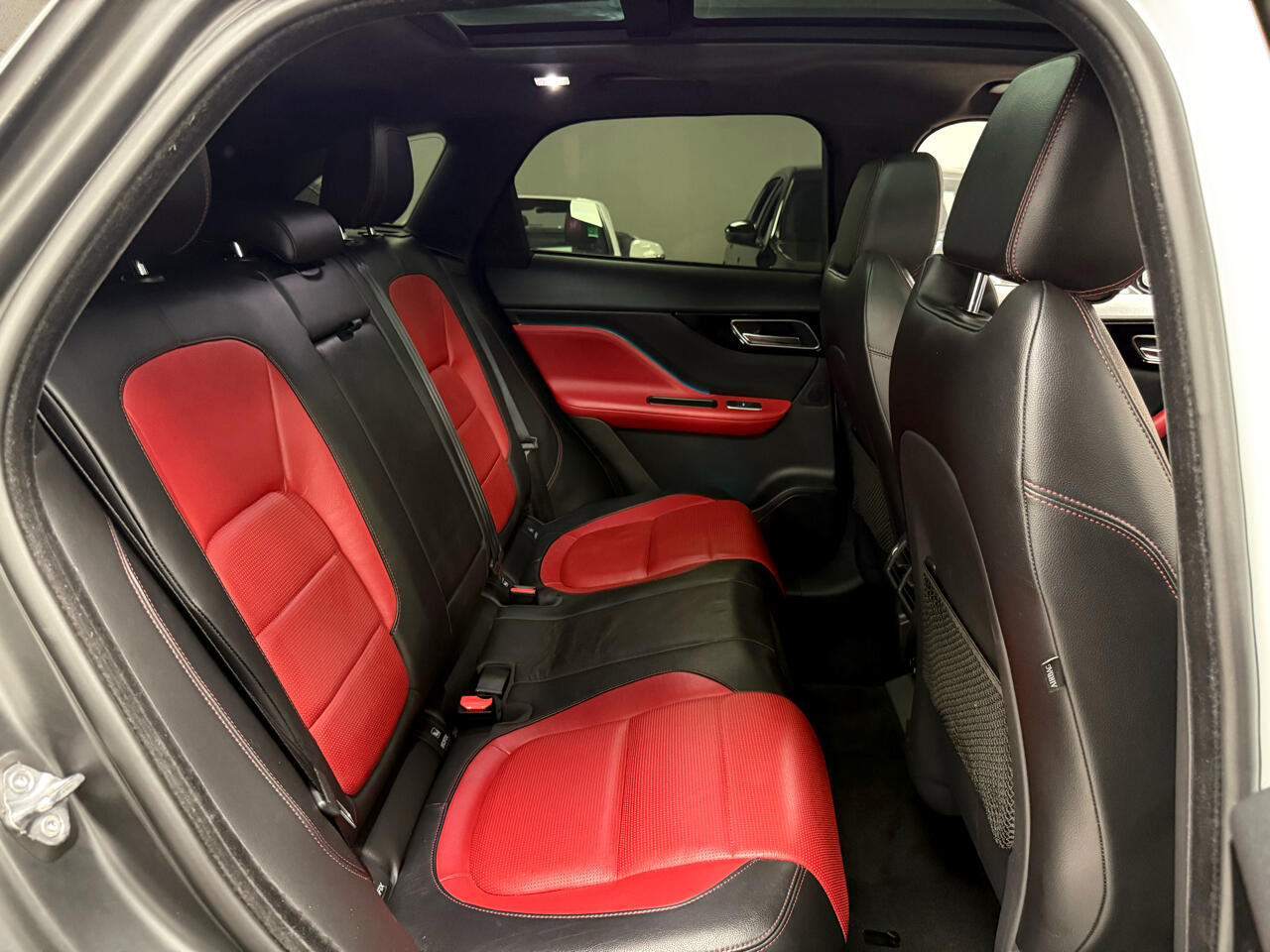 Jaguar F-Pace 25t R-Sport 2019