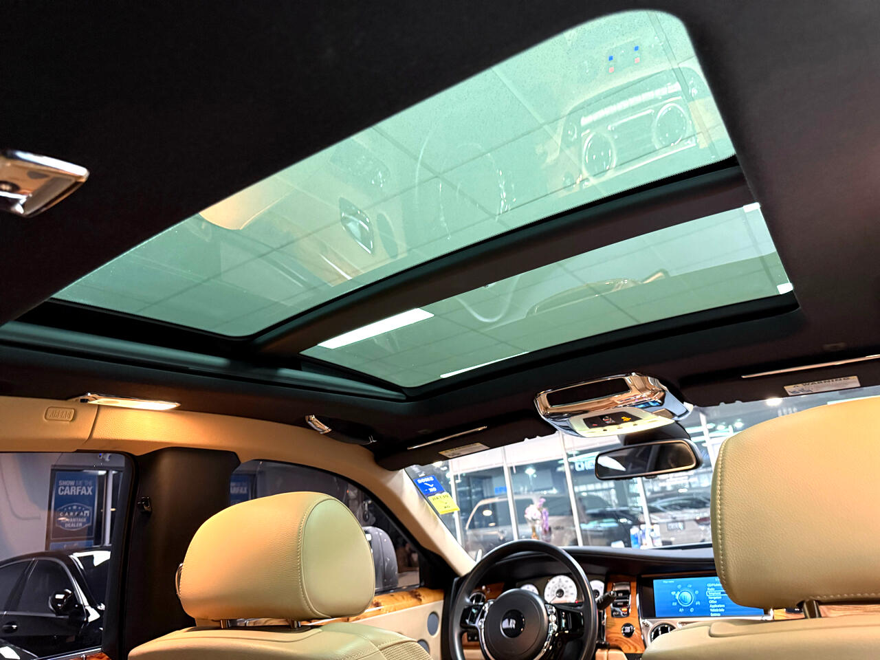 Rolls-Royce Ghost Sedan 2011