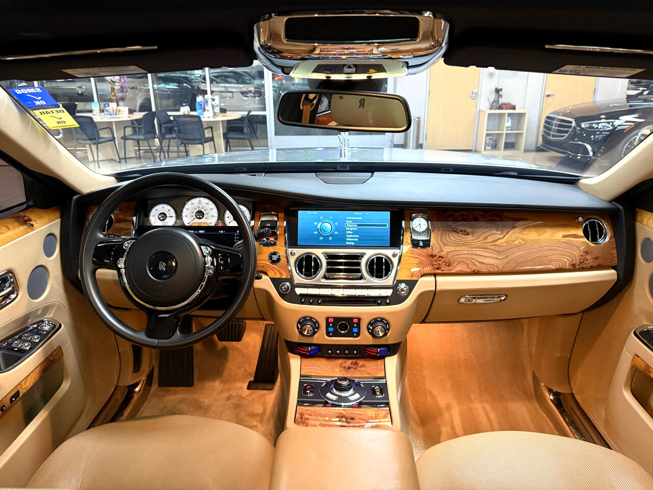 Rolls-Royce Ghost Sedan 2011