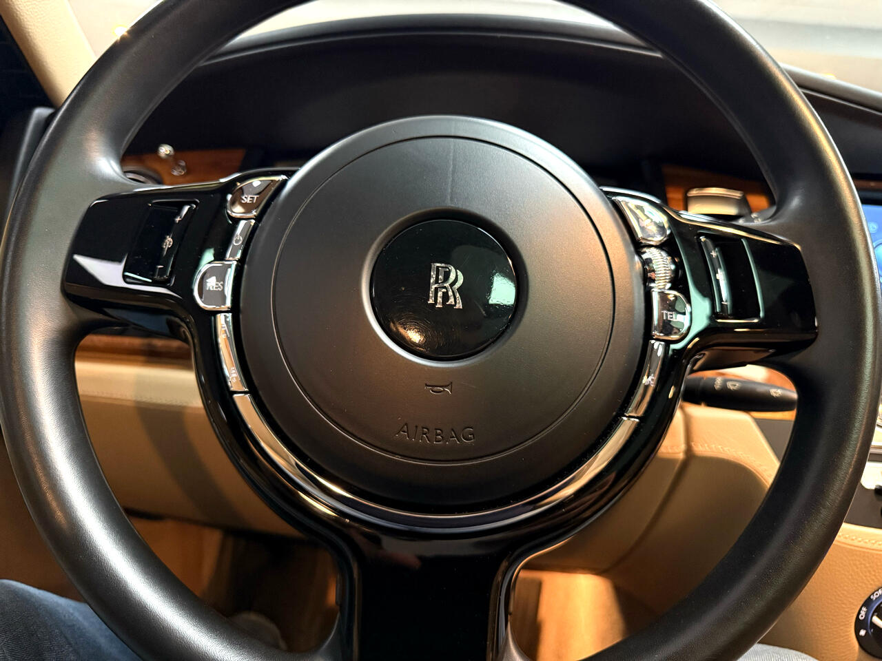 Rolls-Royce Ghost Sedan 2011