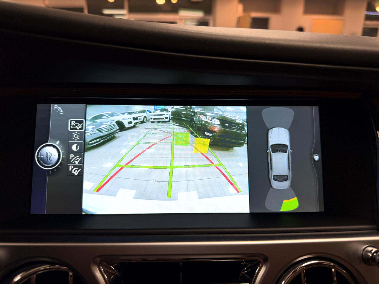 Rolls-Royce Ghost Sedan 2011