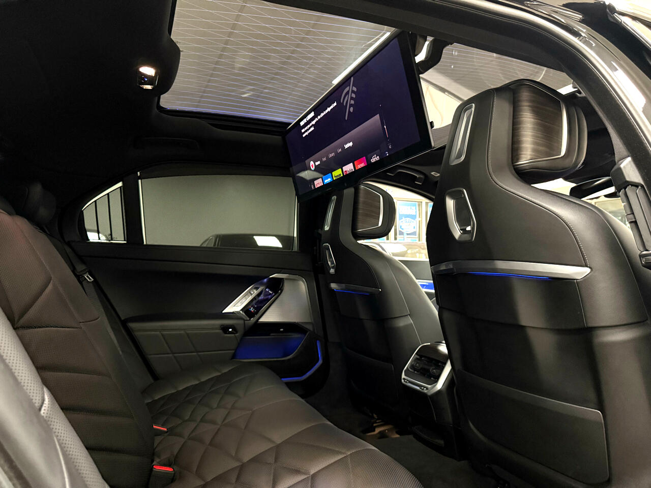 BMW 7-Series 740i 2023