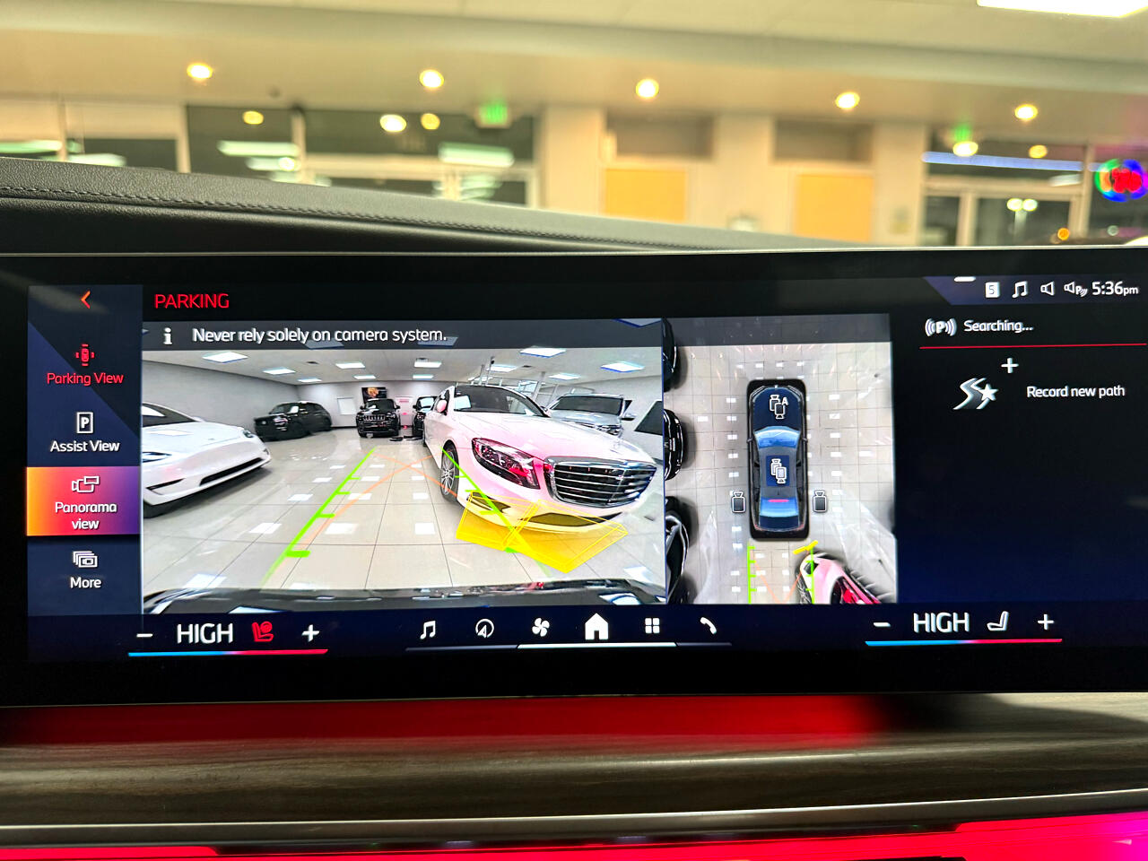 BMW 7-Series 740i 2023