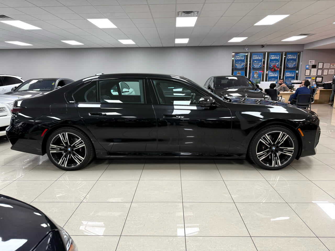 BMW 7-Series 740i 2023