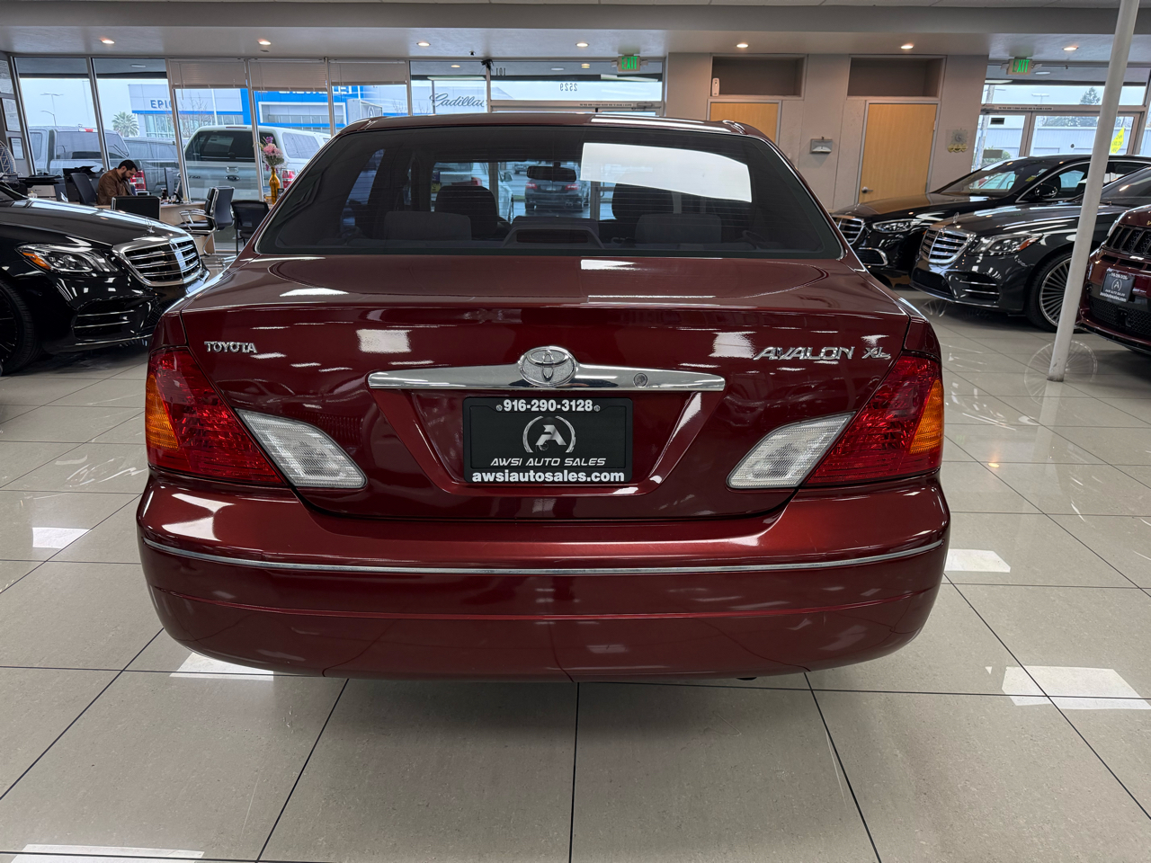 Toyota Avalon XL 2002