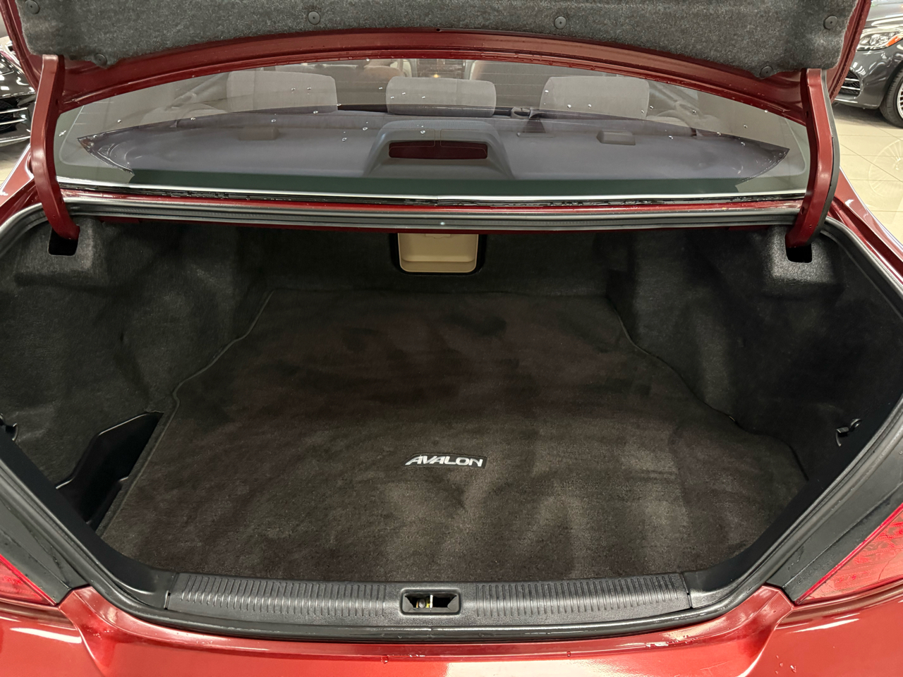 Toyota Avalon XL 2002