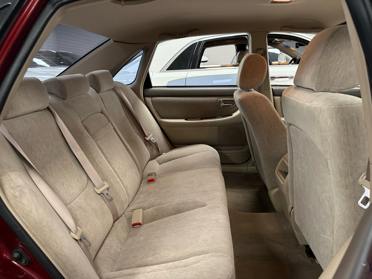 Toyota Avalon XL 2002