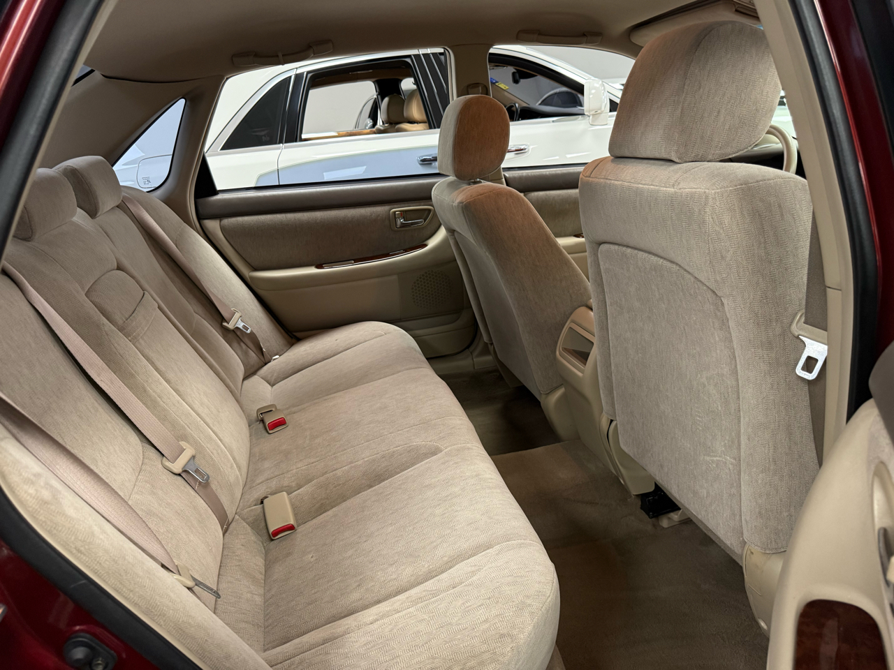 Toyota Avalon XL 2002