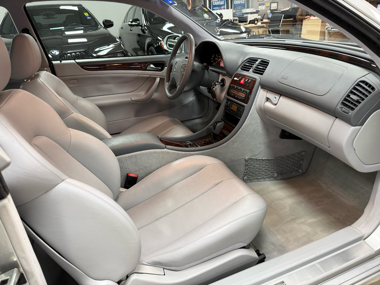 Mercedes-Benz CLK-Class CLK320 2001