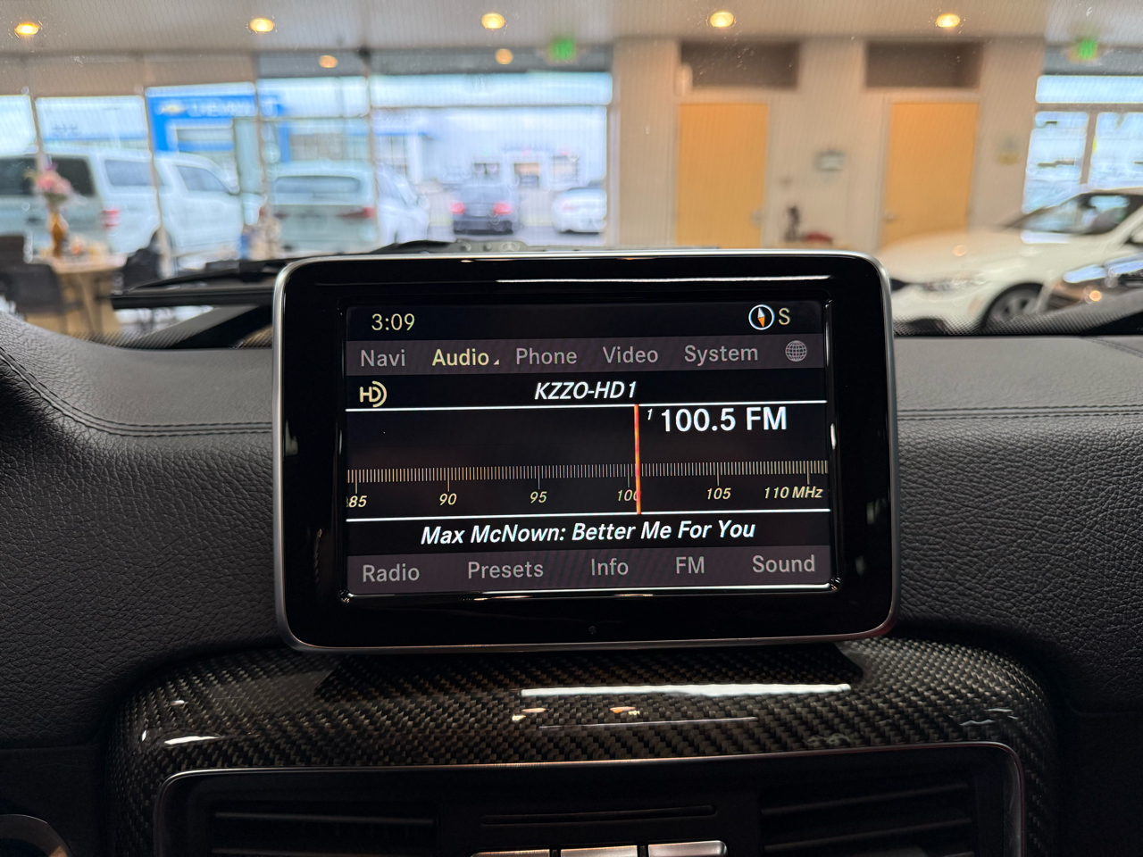 Mercedes-Benz G-Class G550 4MATIC 2013