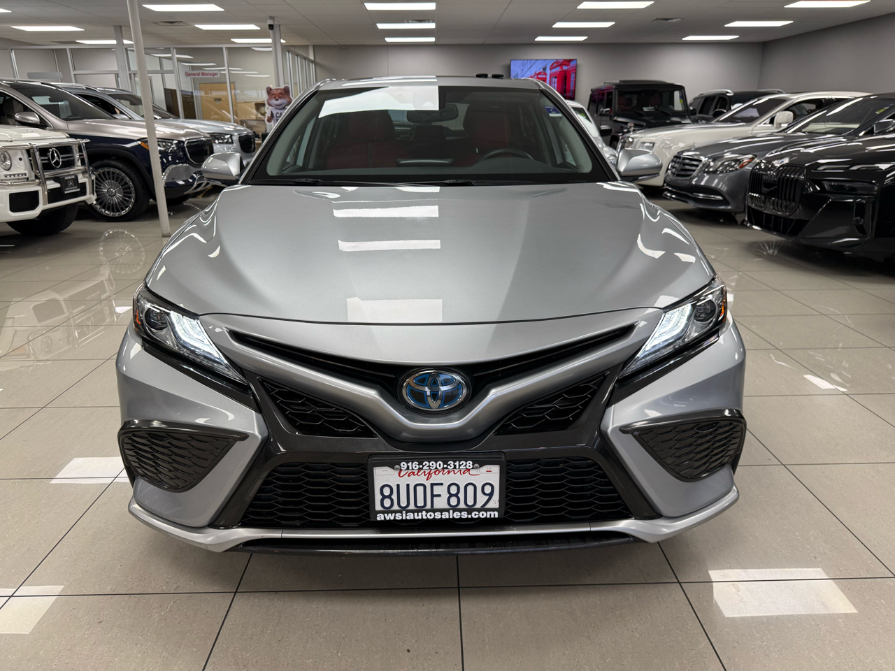Toyota Camry Hybrid XSE 2021