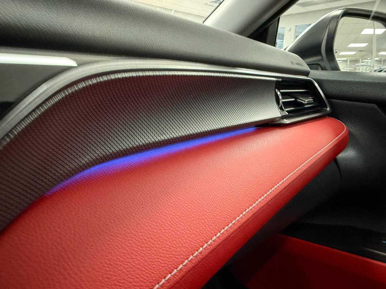 Toyota Camry Hybrid XSE 2021