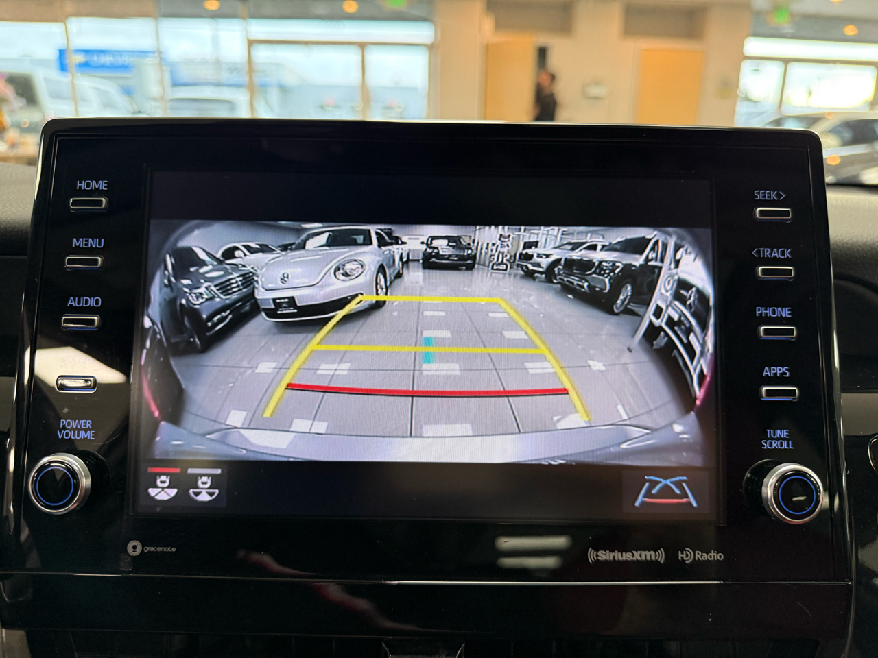 Toyota Camry Hybrid XSE 2021