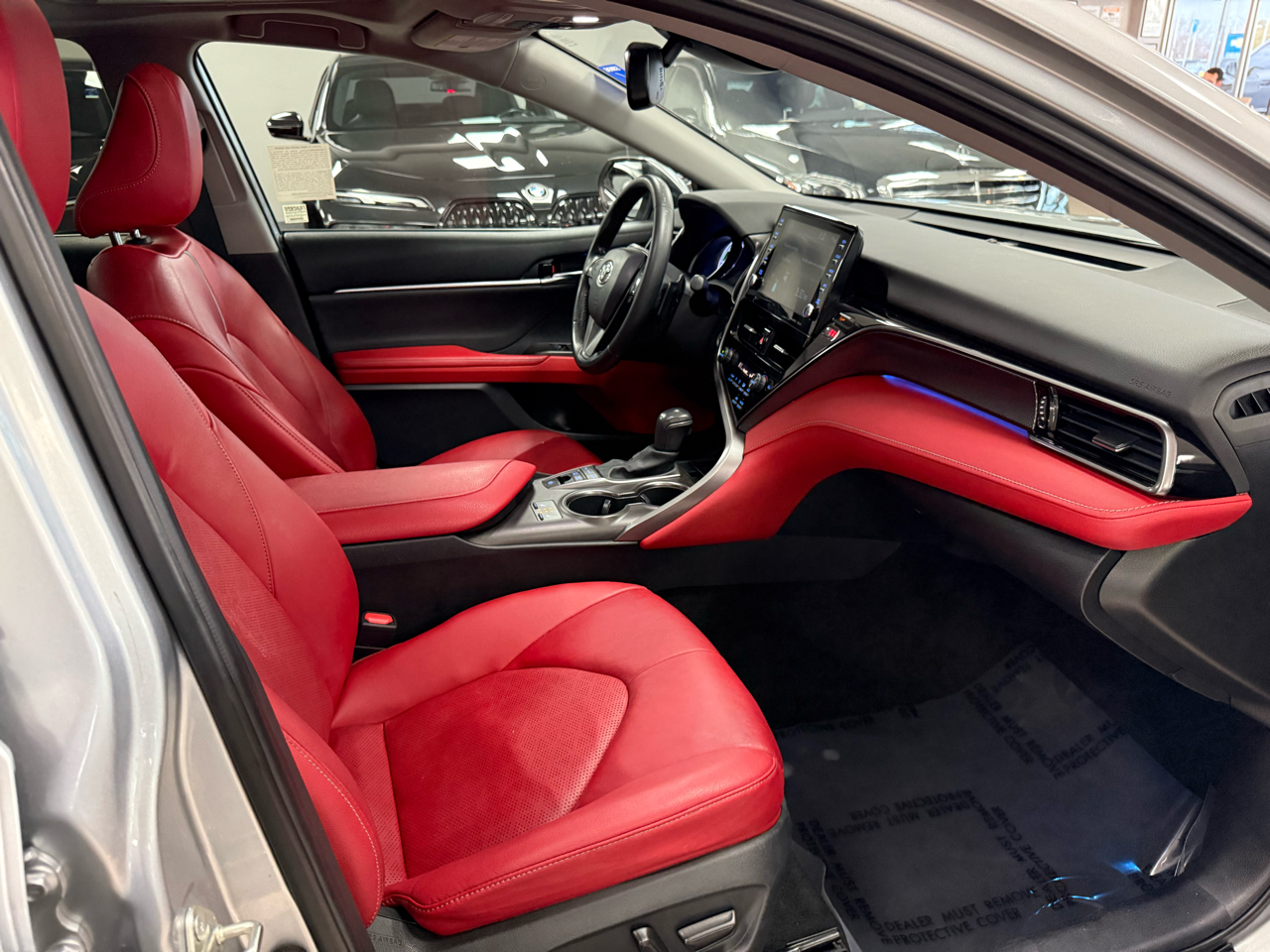 Toyota Camry Hybrid XSE 2021