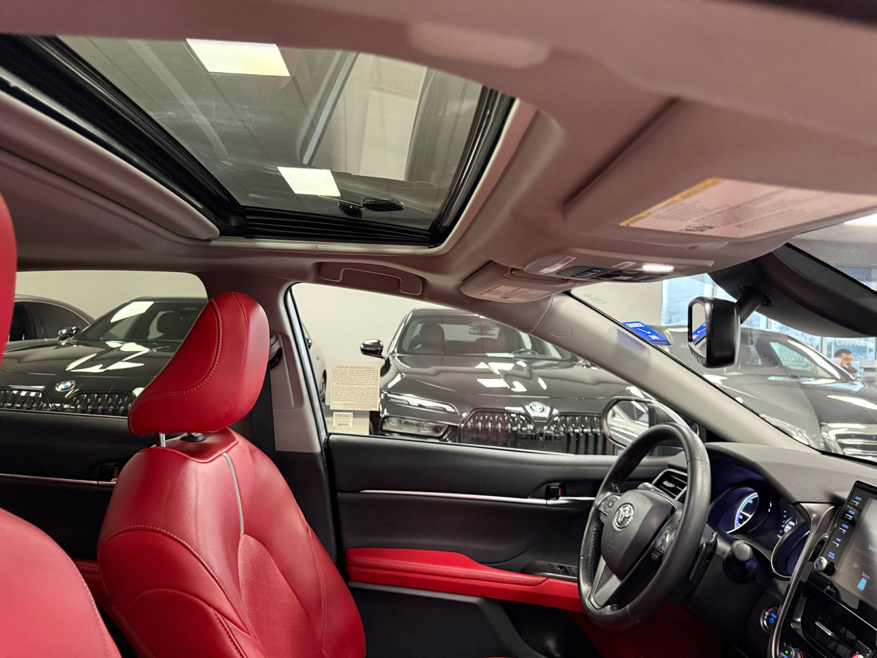 Toyota Camry Hybrid XSE 2021