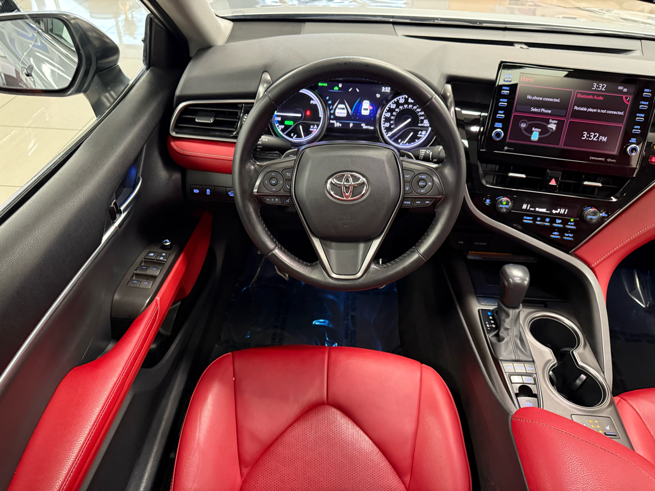 Toyota Camry Hybrid XSE 2021