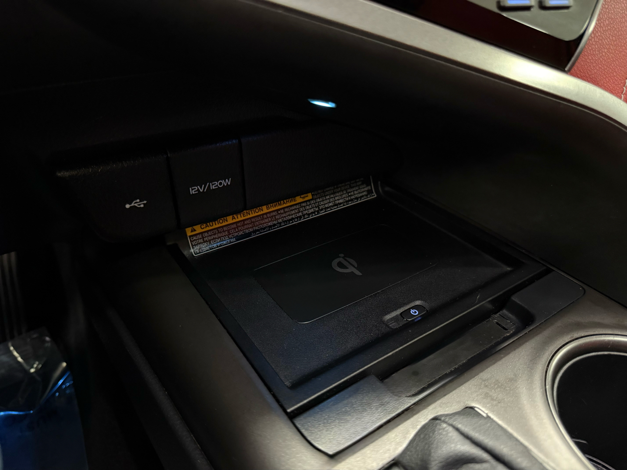 Toyota Camry Hybrid XSE 2021