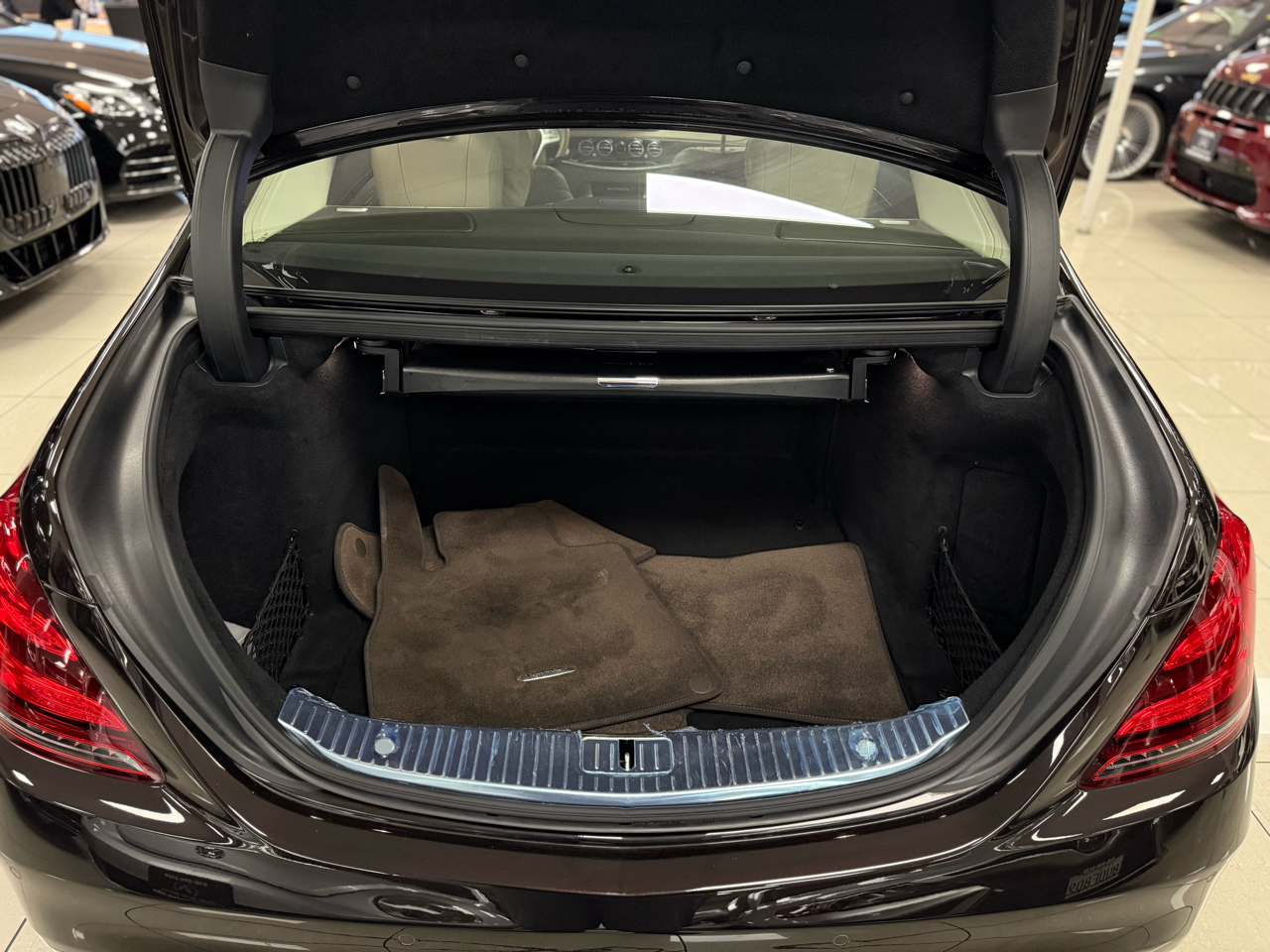 Mercedes-Benz S-Class S560 2020