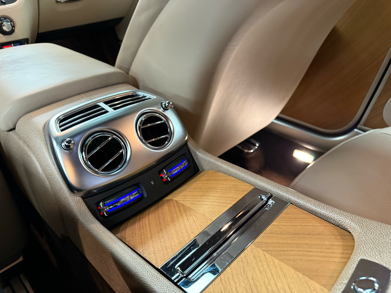 Rolls-Royce Wraith Coupe 2014