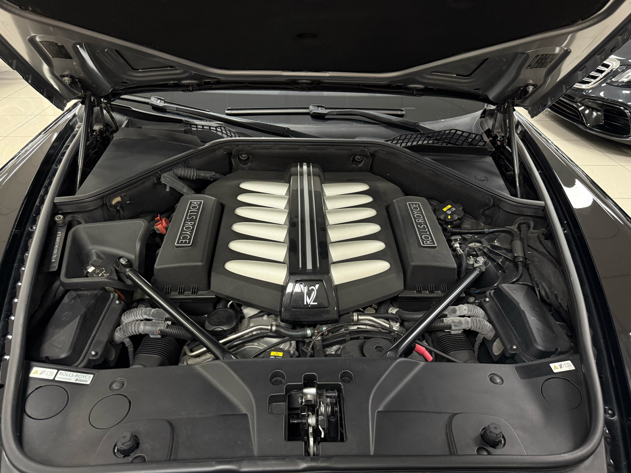 Rolls-Royce Wraith Coupe 2014