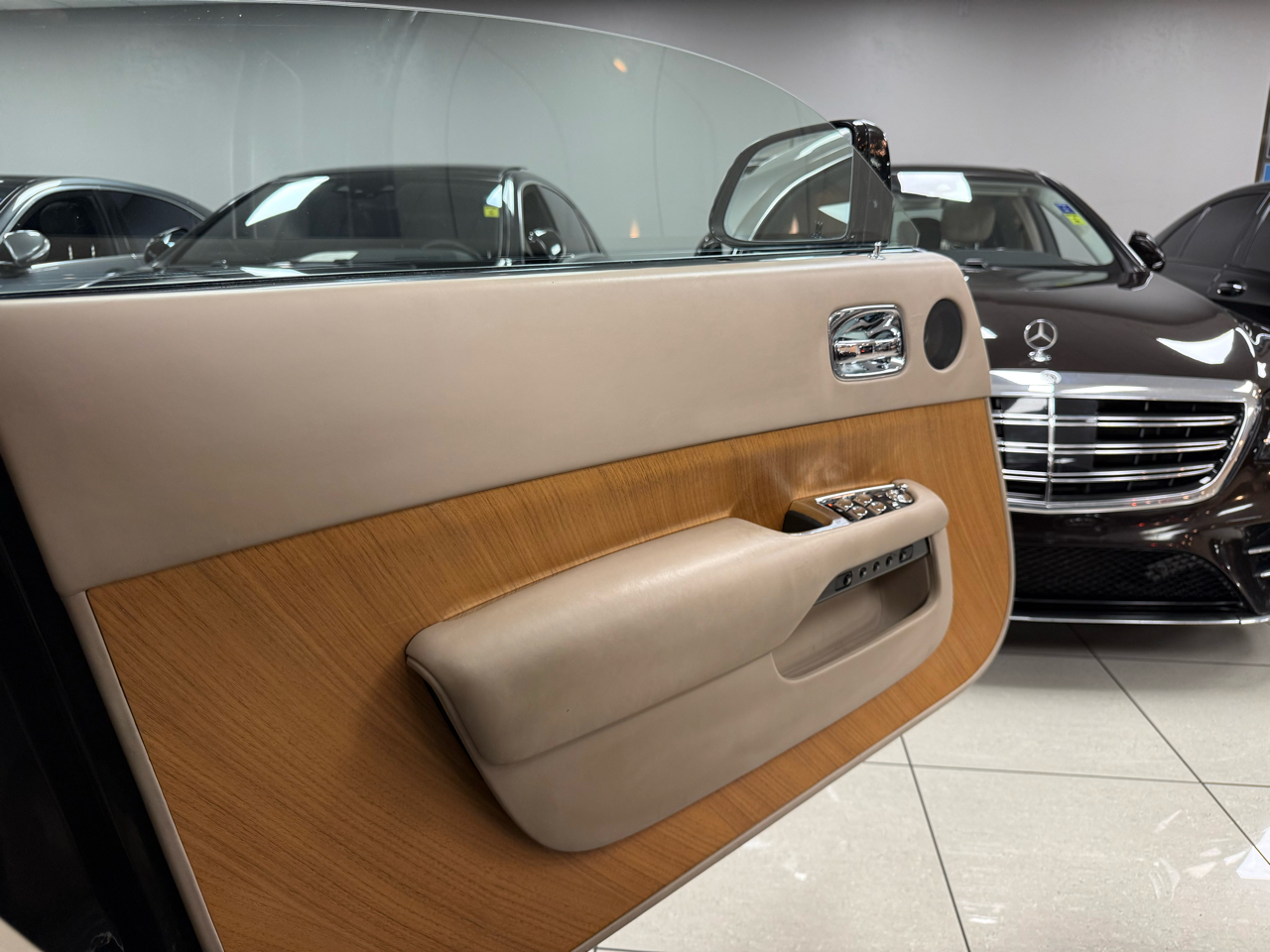 Rolls-Royce Wraith Coupe 2014