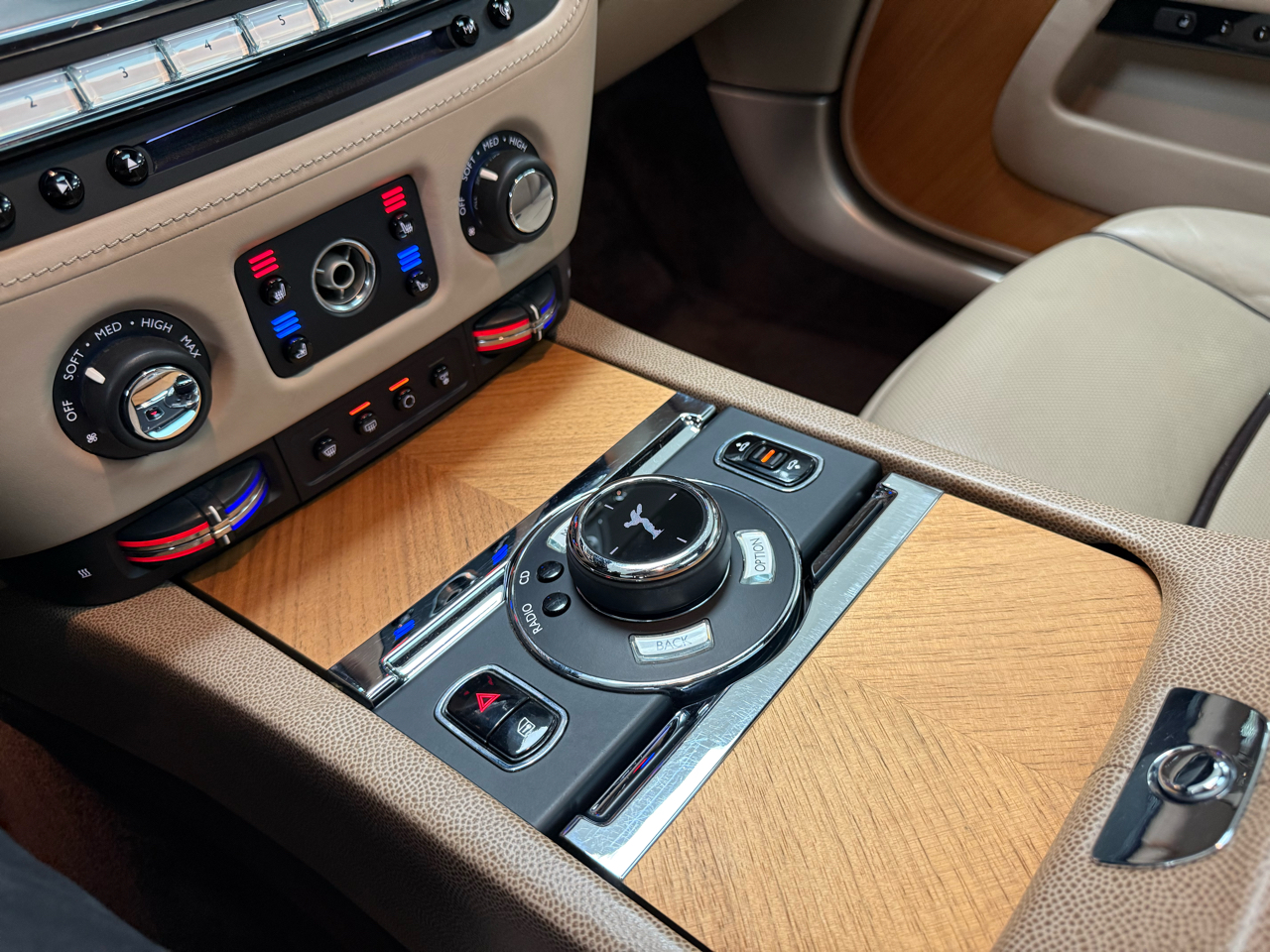 Rolls-Royce Wraith Coupe 2014