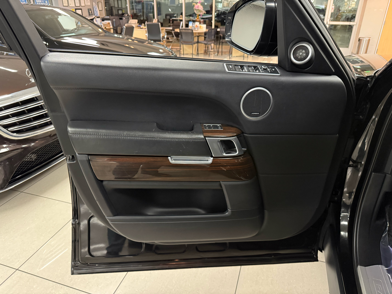 Land Rover Range Rover Supercharged 2017