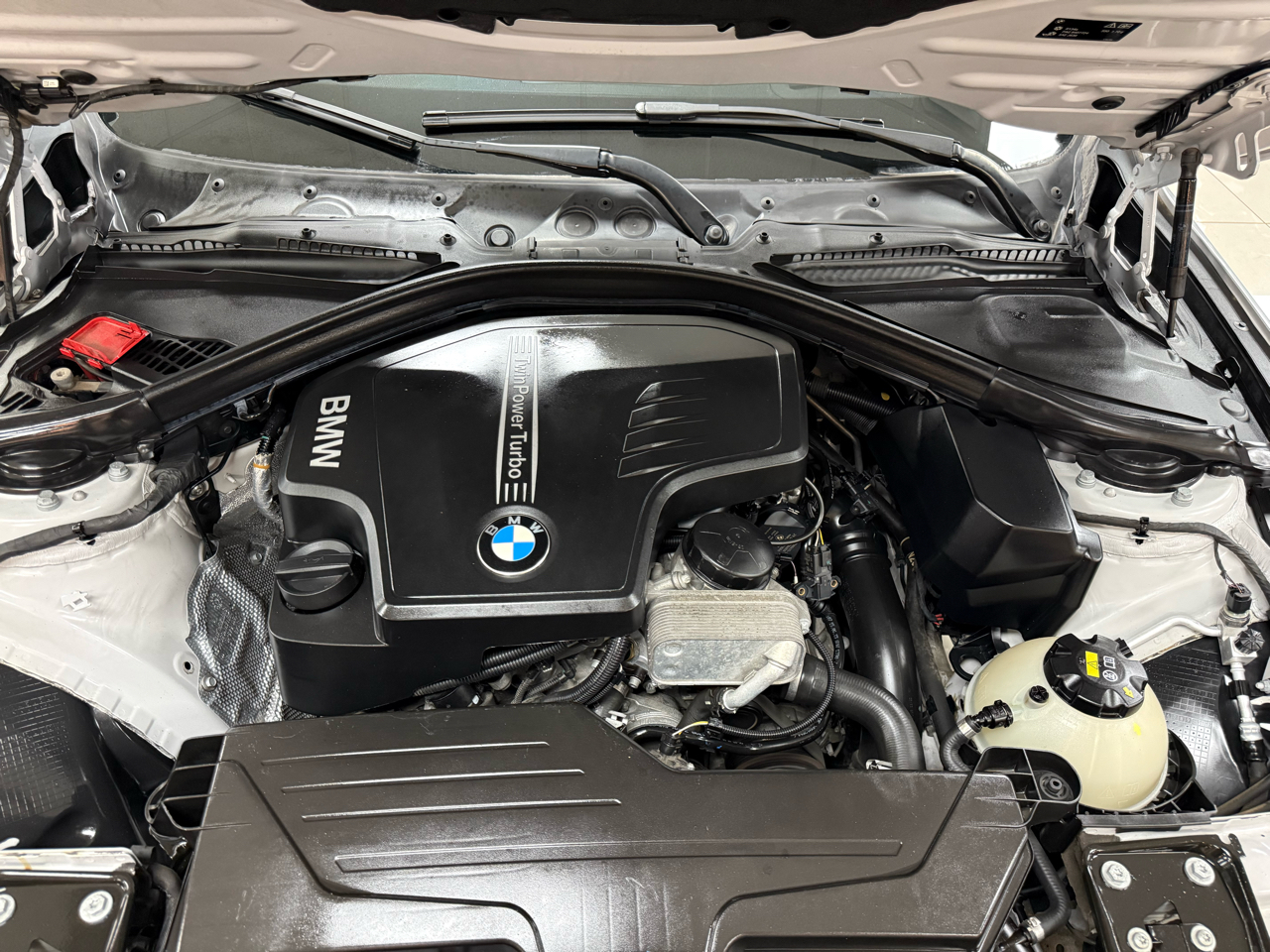 BMW 3-Series 328i Sedan 2016