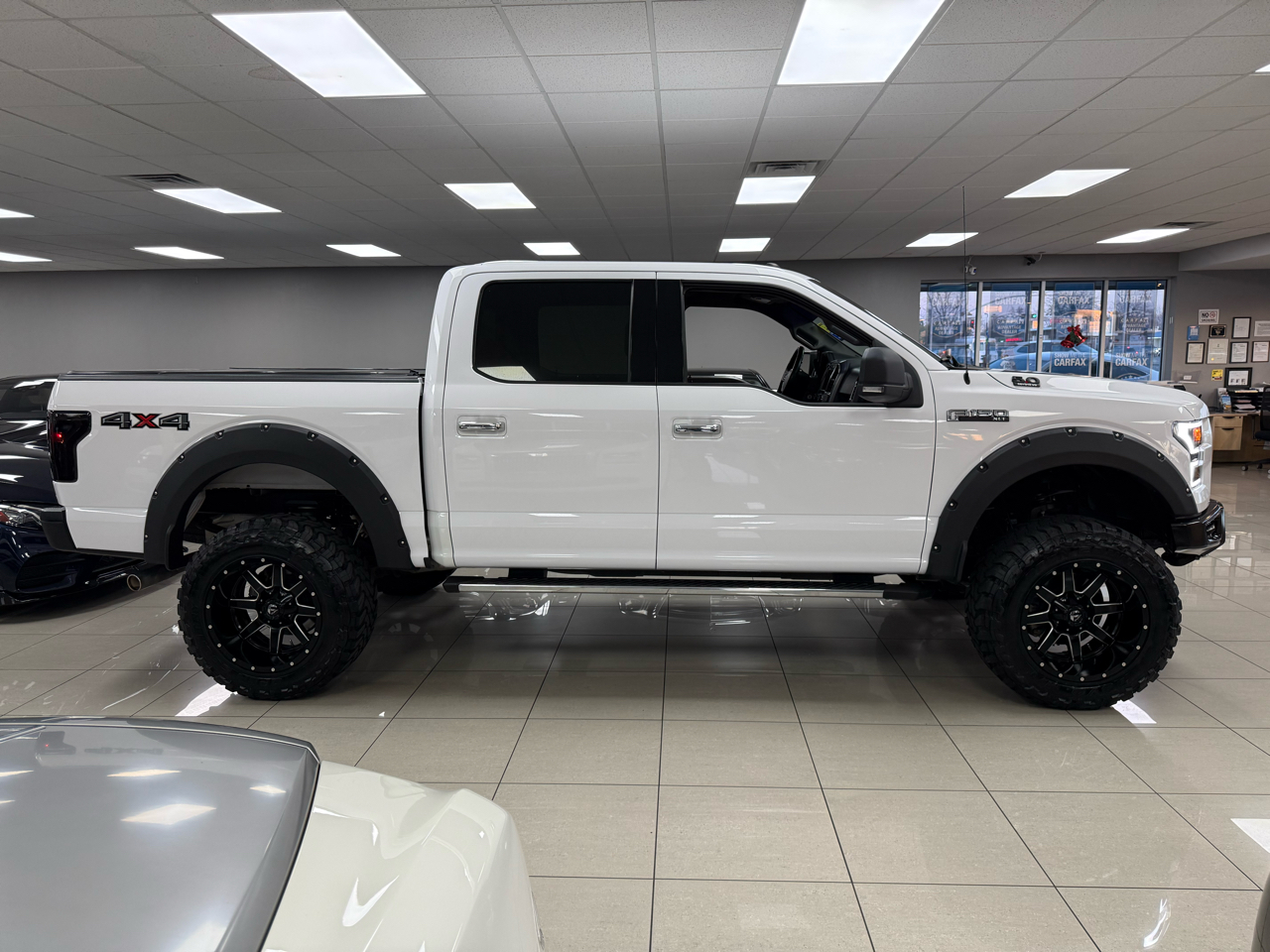 Ford F-150 Lariat SuperCrew 5.5-ft. Bed 4WD 2016