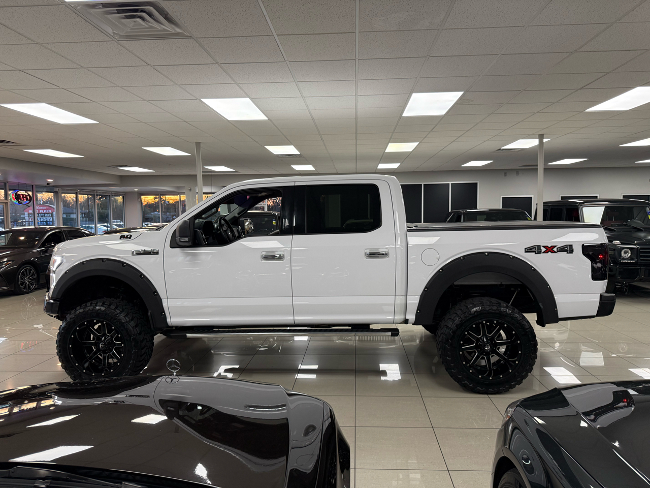 Ford F-150 Lariat SuperCrew 5.5-ft. Bed 4WD 2016
