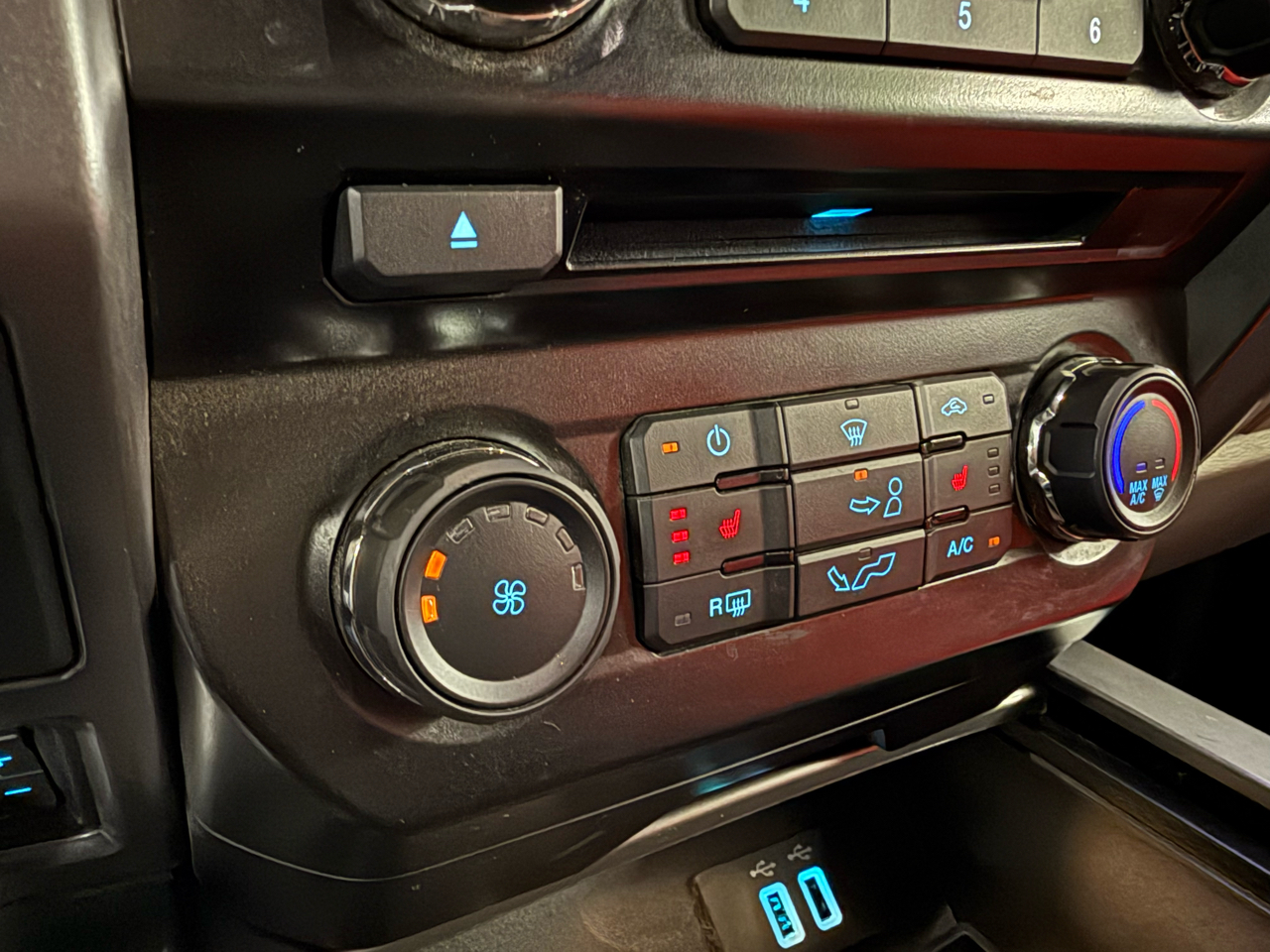 Ford F-150 Lariat SuperCrew 5.5-ft. Bed 4WD 2016