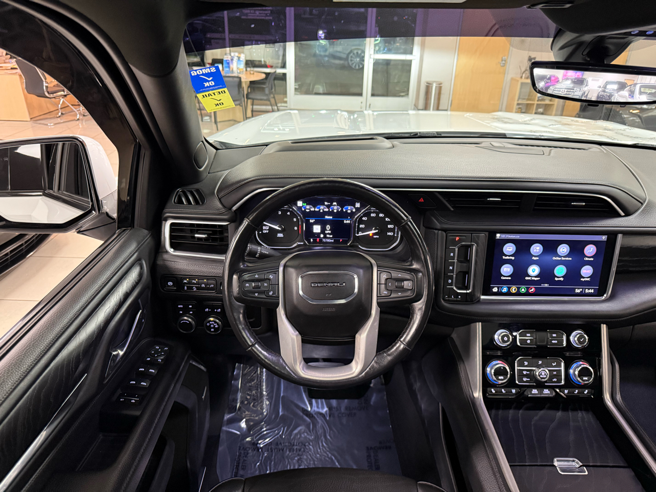 GMC Yukon XL Denali 4WD 2021