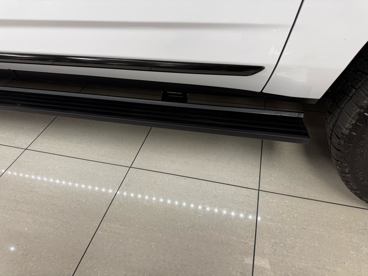 GMC Yukon XL Denali 4WD 2021