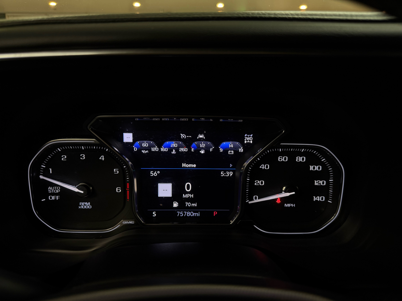 GMC Yukon XL Denali 4WD 2021