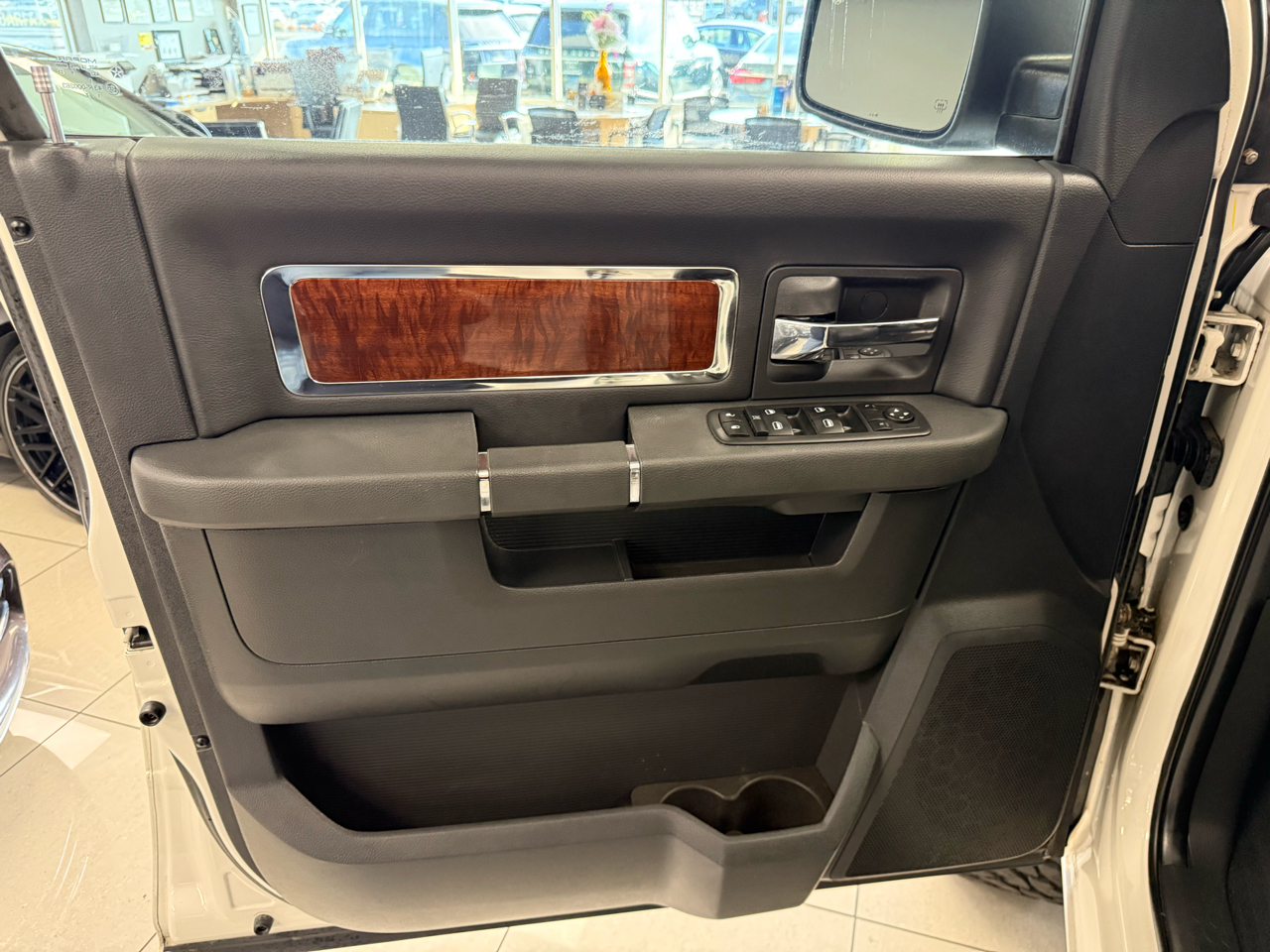 Dodge Ram 1500 Laramie SLT Quad Cab 4WD 2009